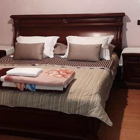 Stay With Low Budget Marrakesh Bagian luar foto